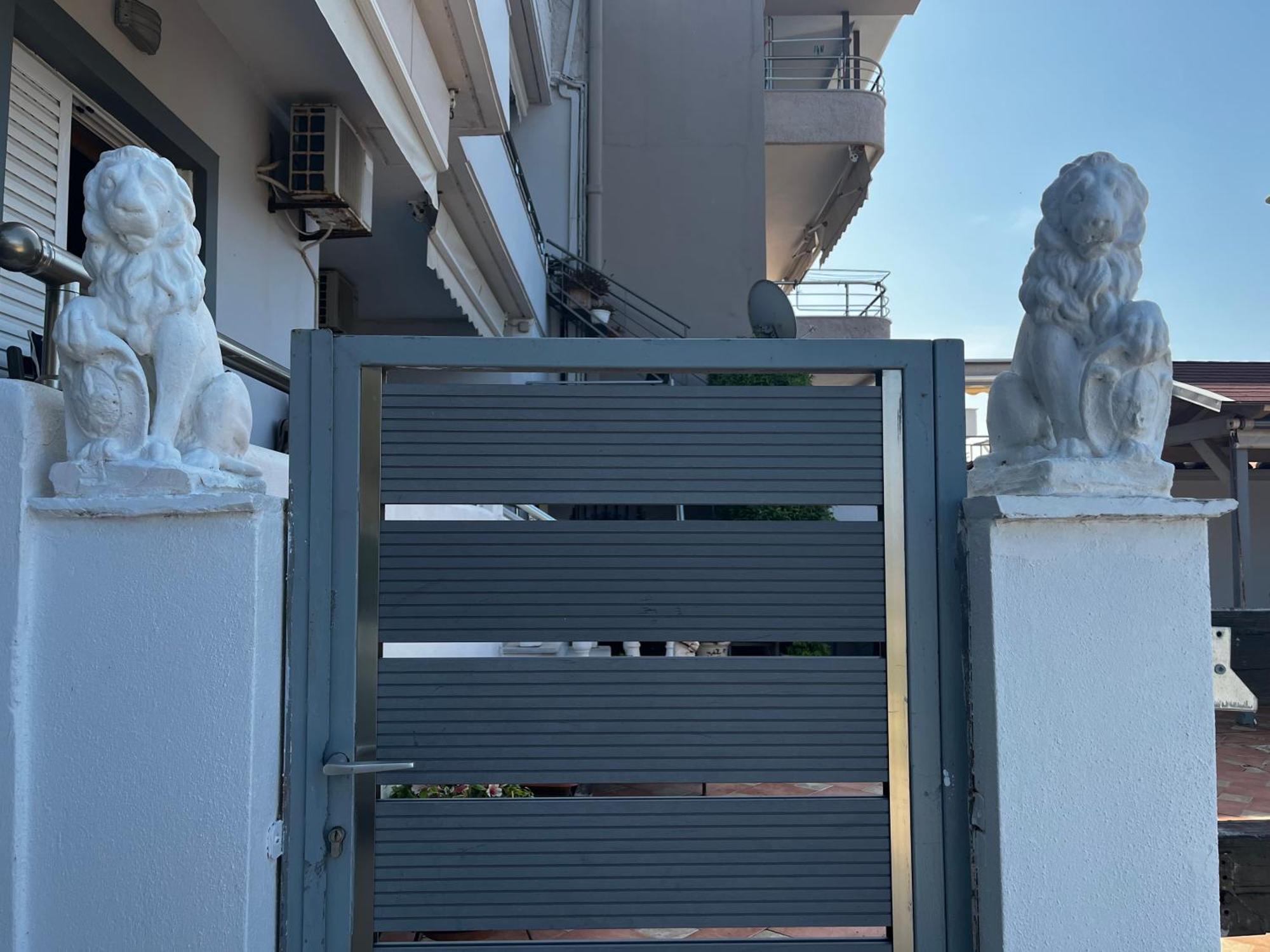 Family Sea & Garden View Apartment เปรเวซา ภายนอก รูปภาพ
