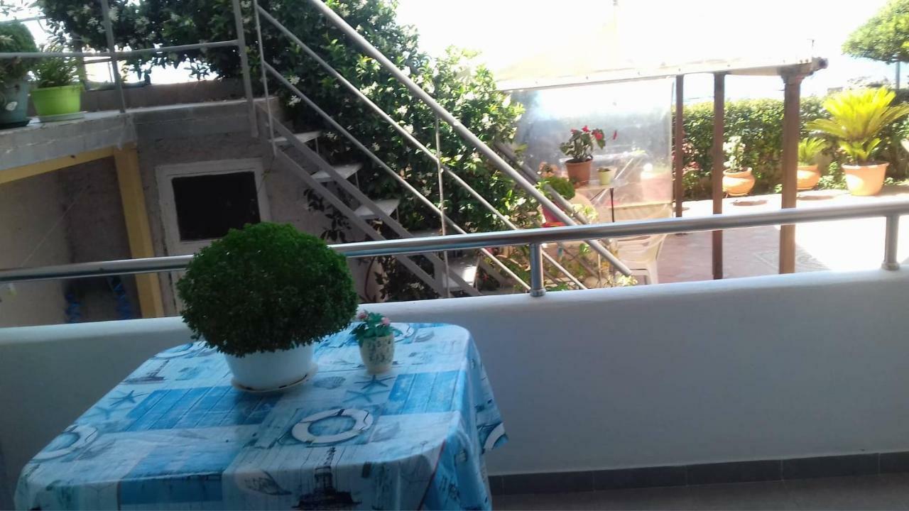 Family Sea & Garden View Apartment เปรเวซา ภายนอก รูปภาพ